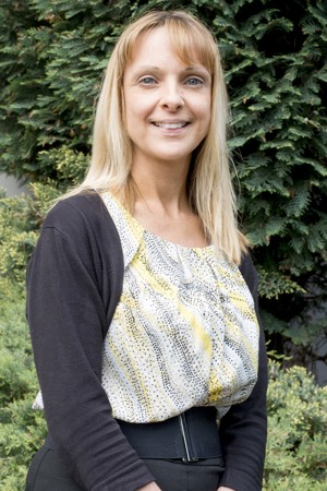 Laura Marsh